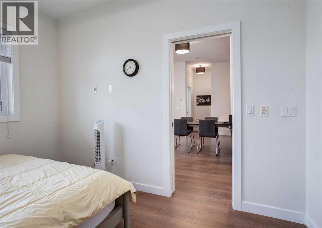 #408 2702 17 Avenue SW - 18