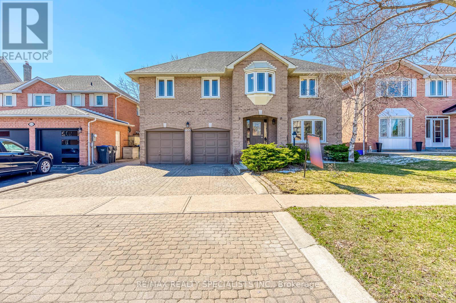 102 SUNFOREST DRIVE - 1