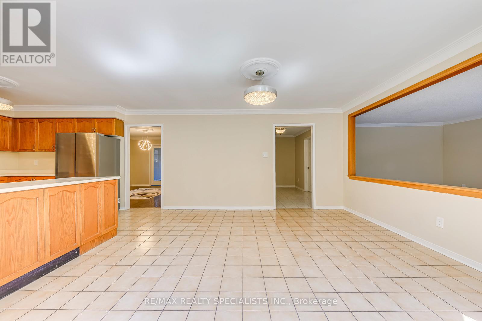 102 SUNFOREST DRIVE - 18