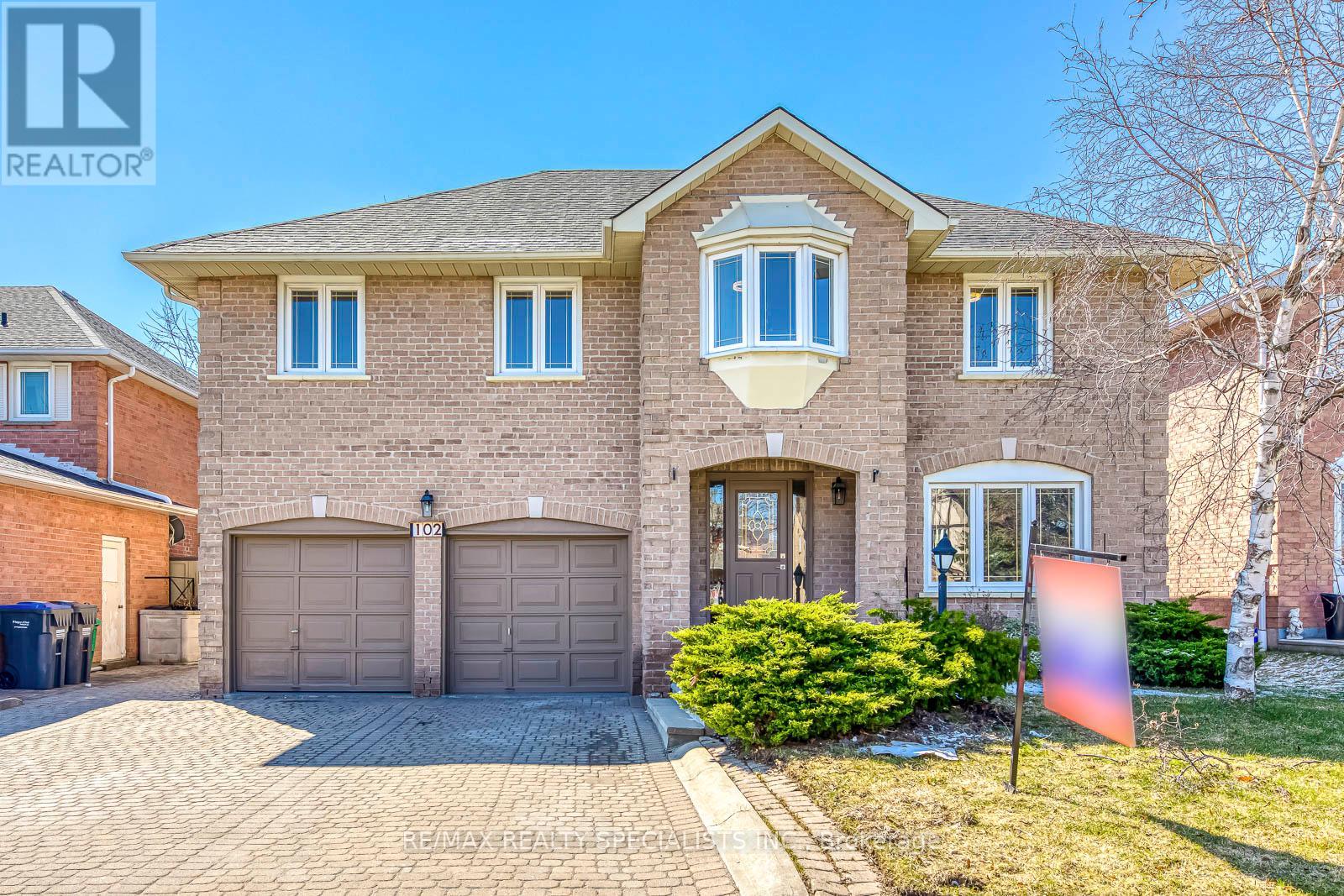102 SUNFOREST DRIVE - 2