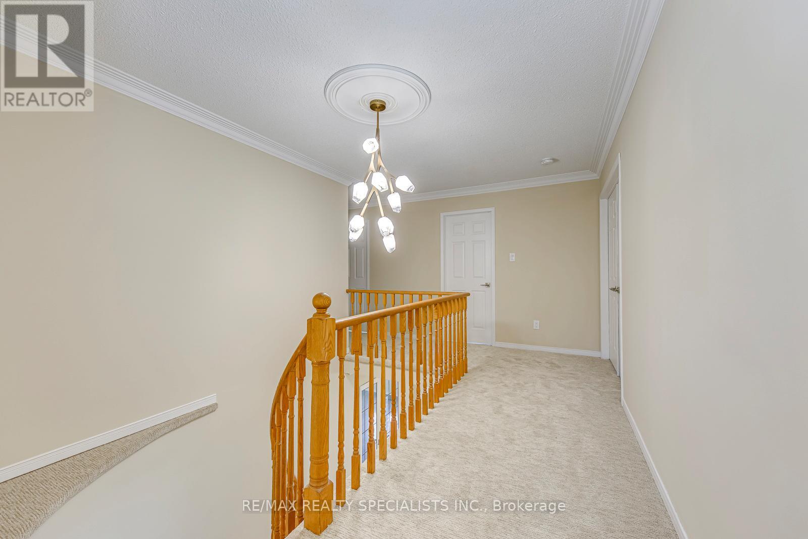 102 SUNFOREST DRIVE - 26