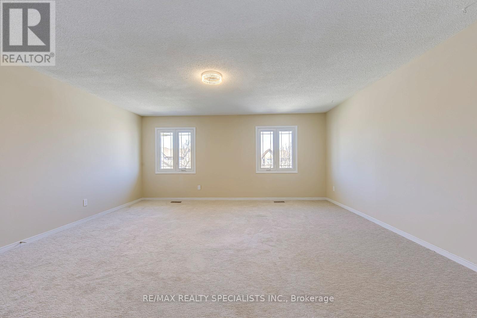 102 SUNFOREST DRIVE - 29