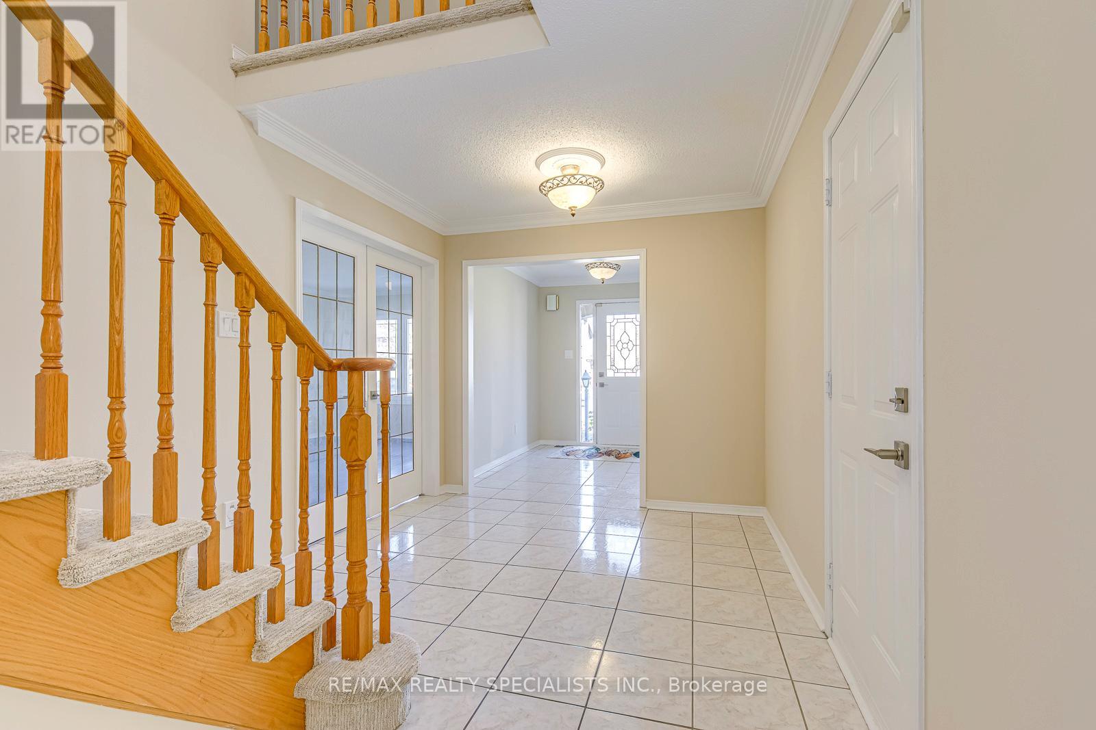 102 SUNFOREST DRIVE - 5