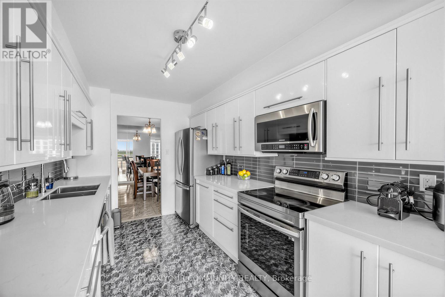#1804 1300 ISLINGTON AVENUE - Image 11