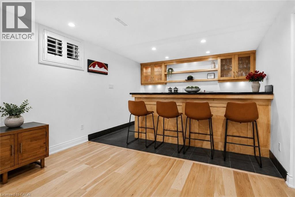 89 STONEGATE Drive - 35