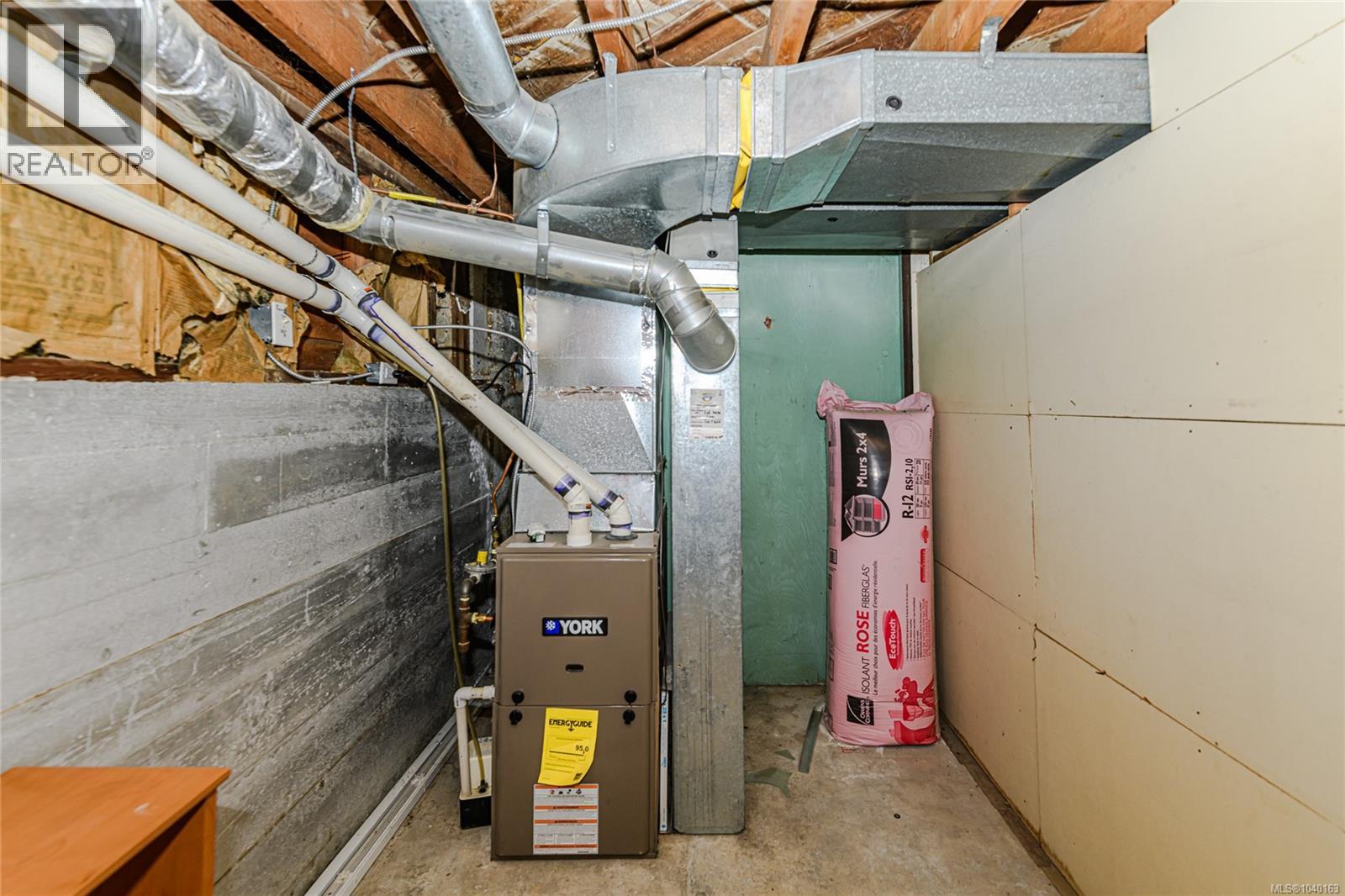 585 Baker St - 28