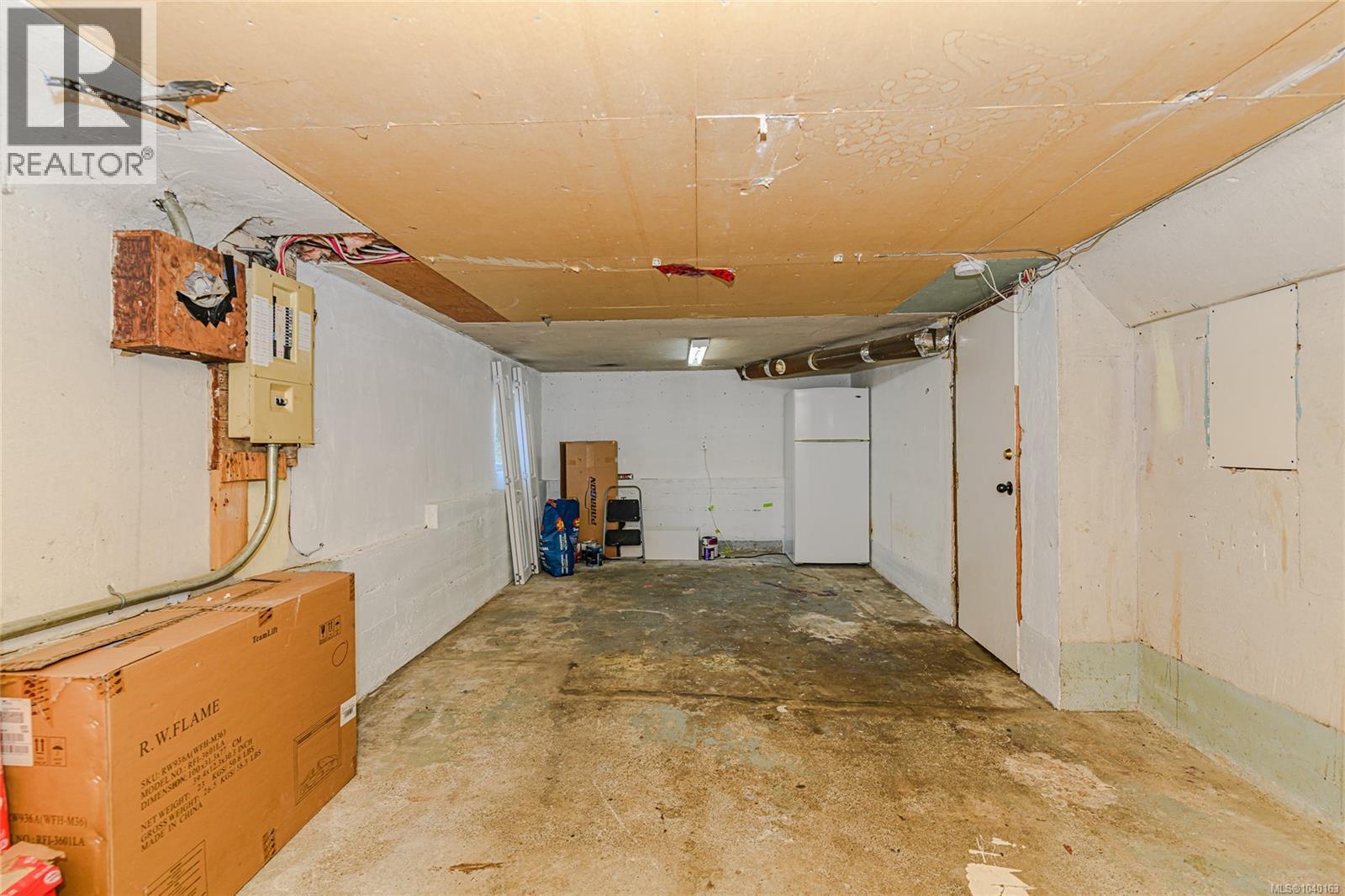 585 Baker St - 30