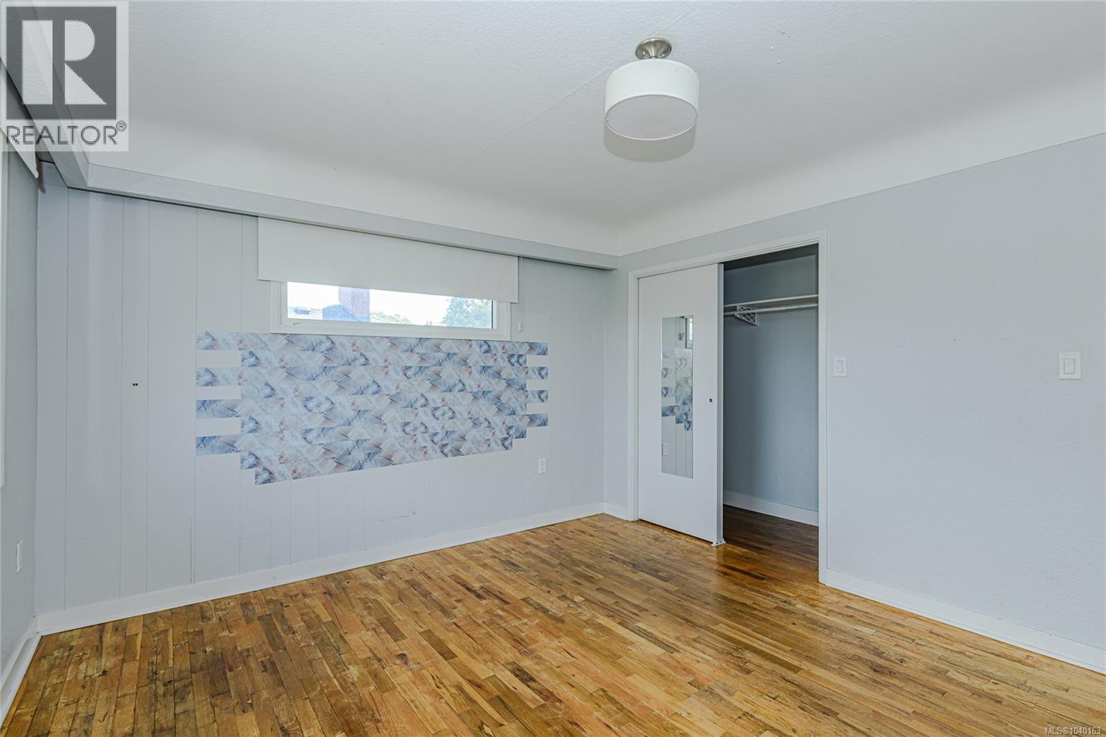 585 Baker St - 15