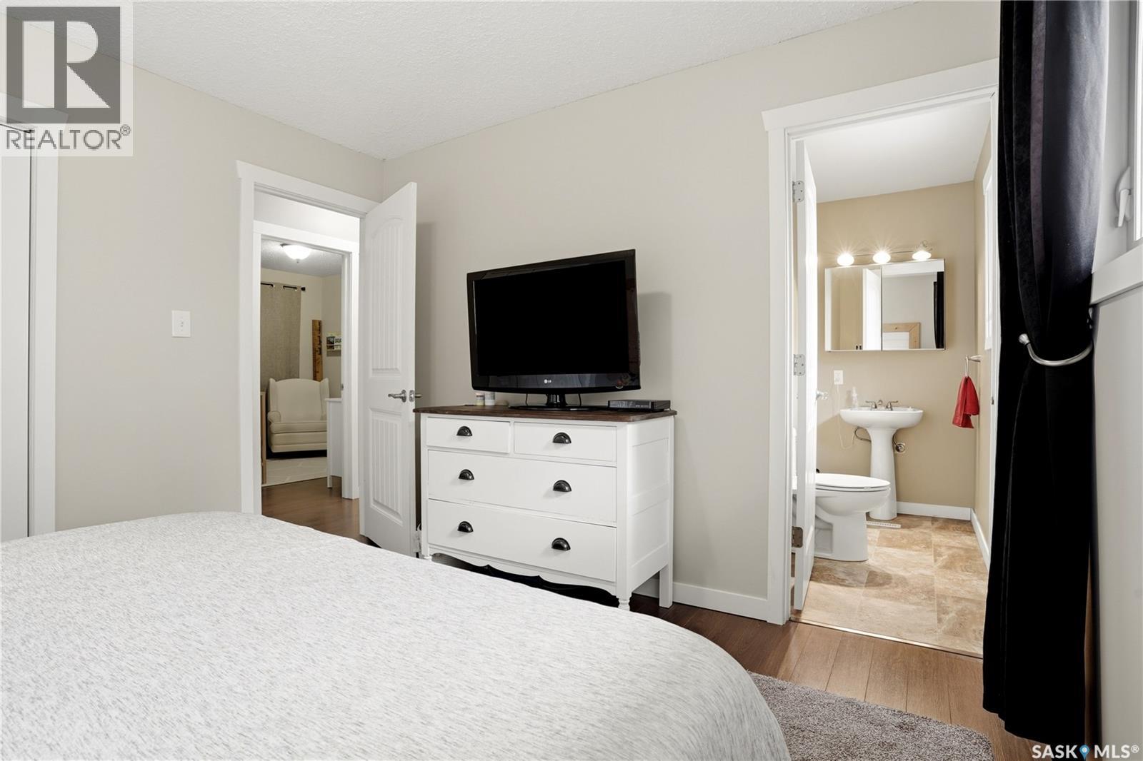 55 Kennedy CRESCENT — photo 17