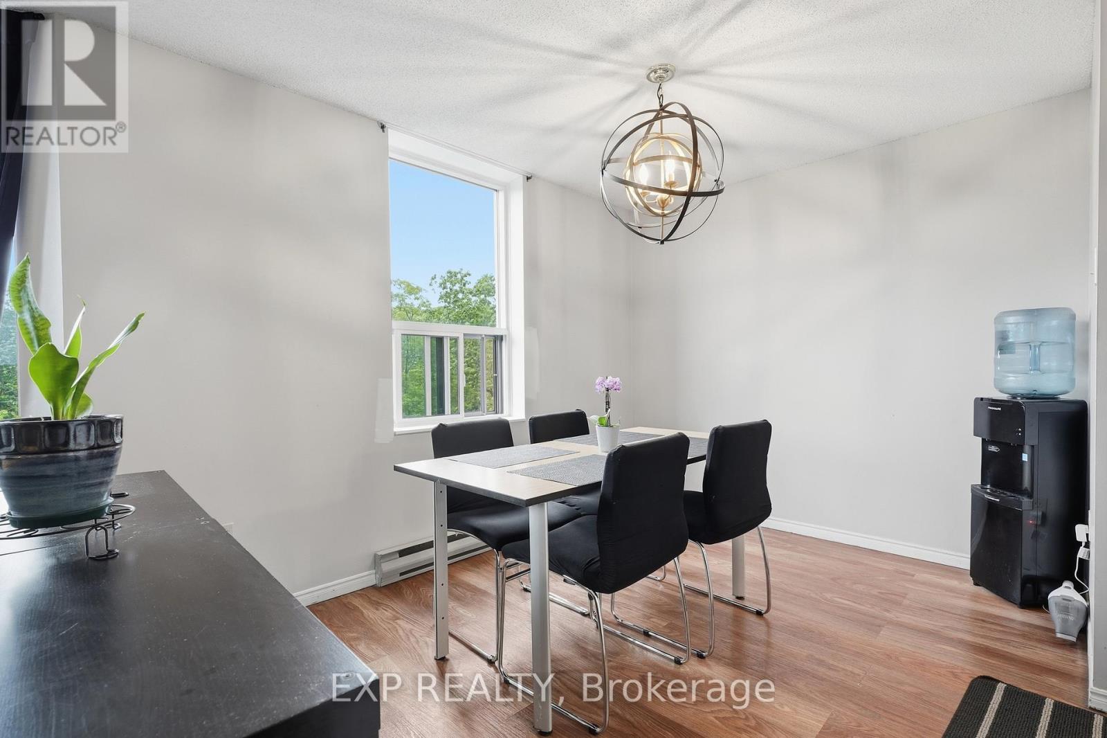 #1012 55 GREEN VALLEY DRIVE - 10
