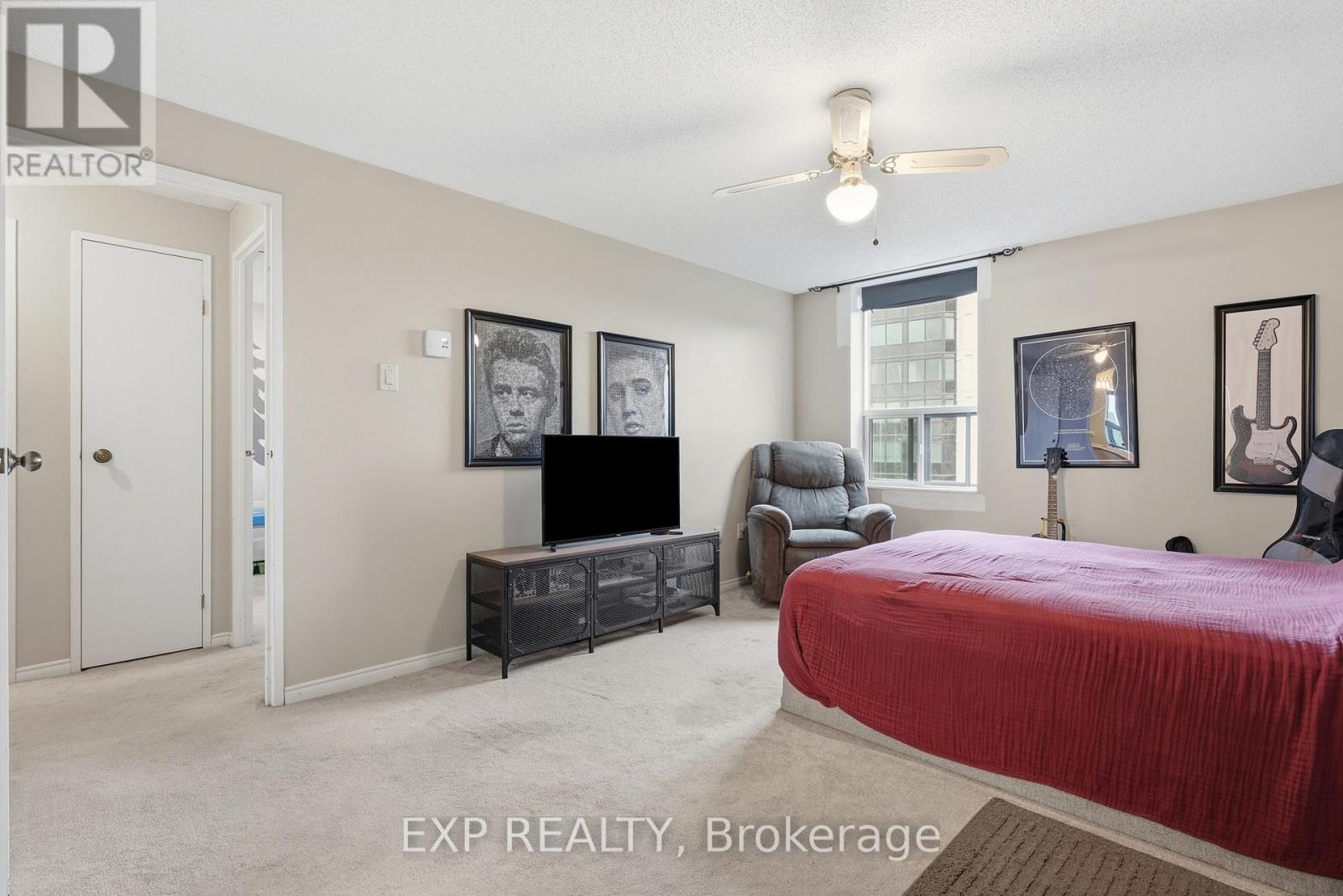 #1012 55 GREEN VALLEY DRIVE - 19