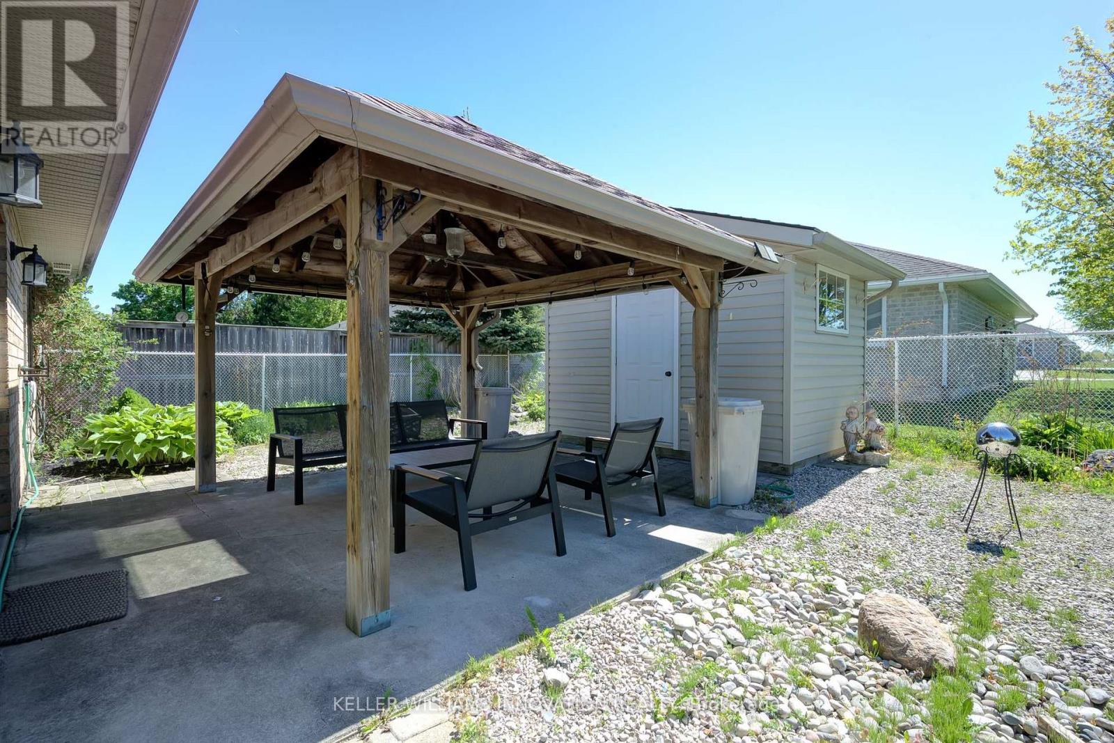 341 FRASER DRIVE - 20
