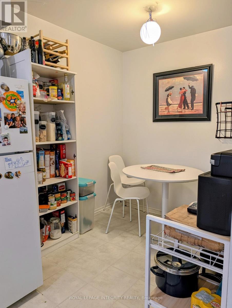 #83 1332 FOXWELL STREET - 5