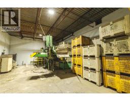 8323 Dover Center Line, Chatham Kent, ON N0P1L0 Photo 11