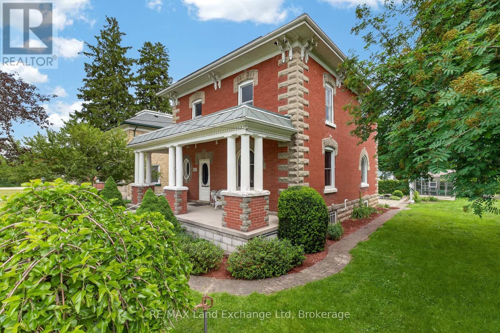 484 QUEEN STREET - 2