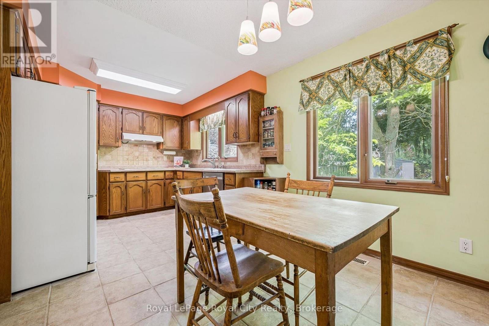 18 MCELDERRY ROAD - 12