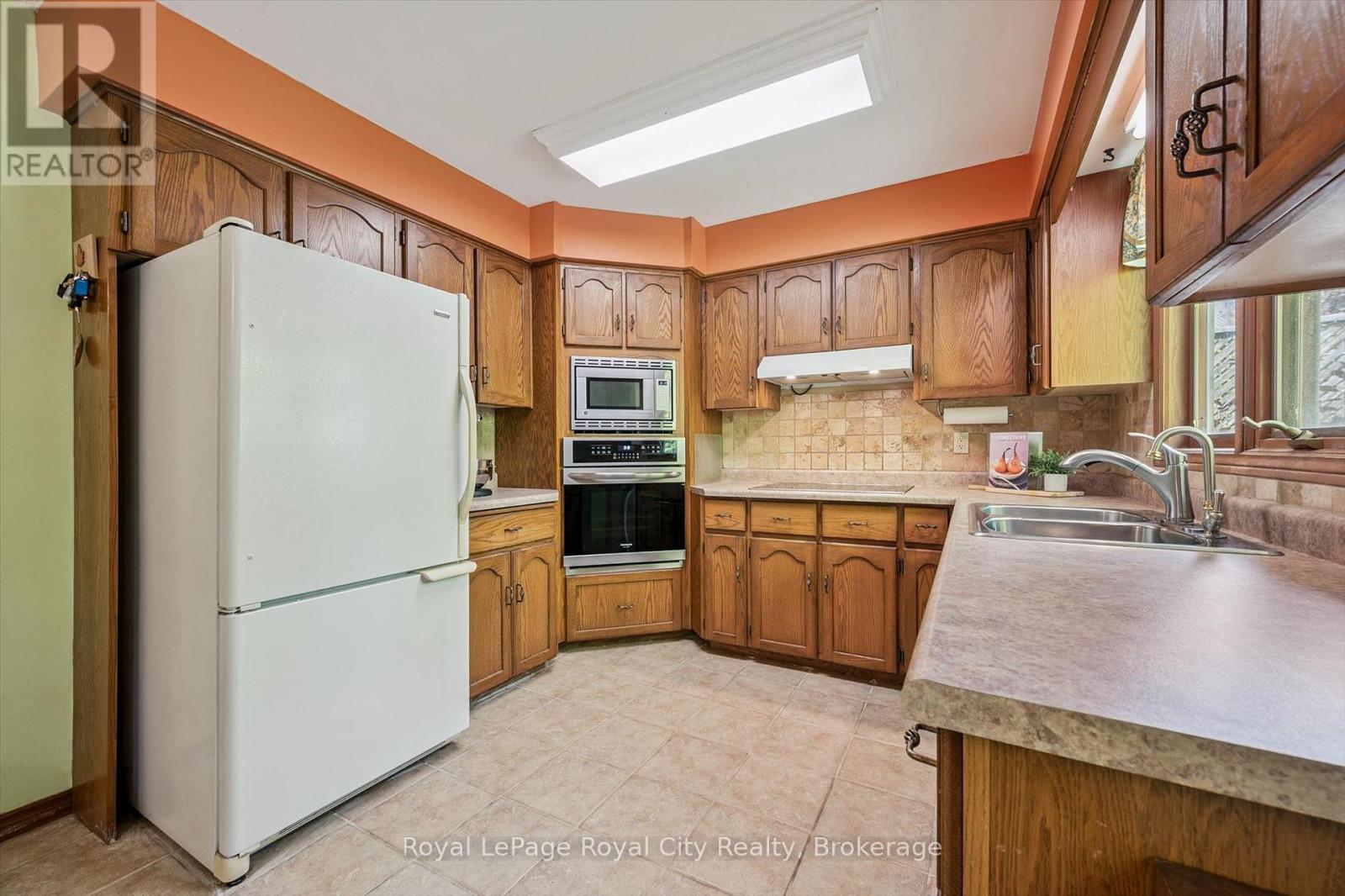 18 MCELDERRY ROAD - 14