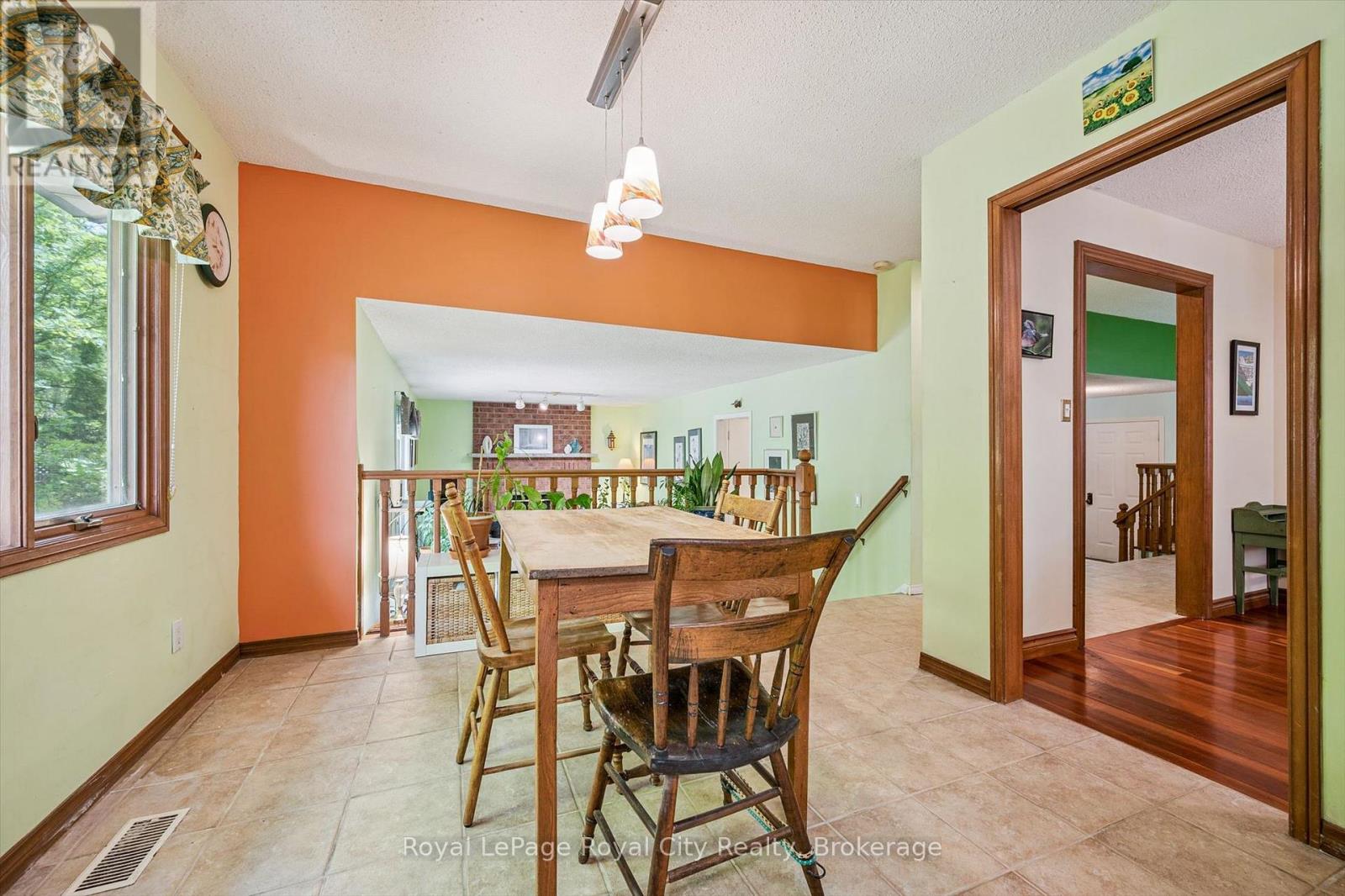 18 MCELDERRY ROAD - 18