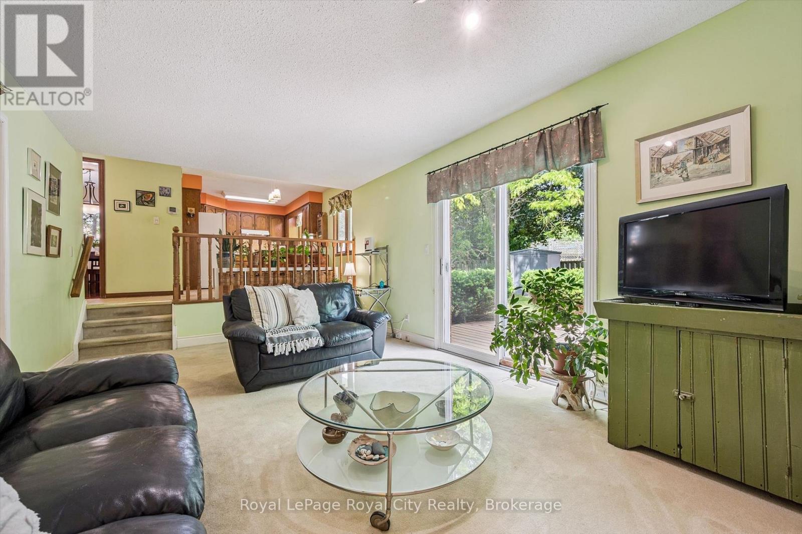 18 MCELDERRY ROAD - 21