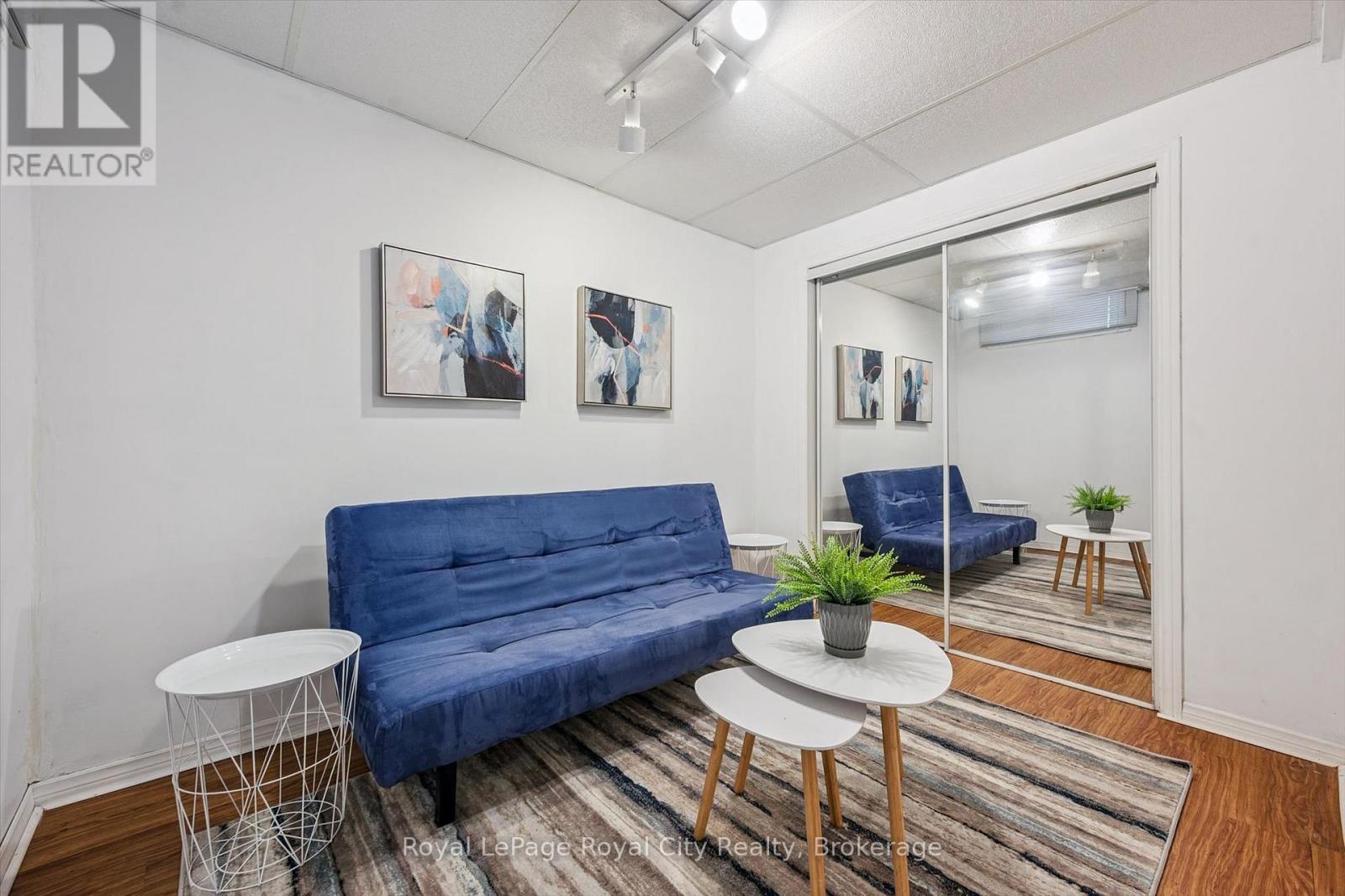18 MCELDERRY ROAD - 34