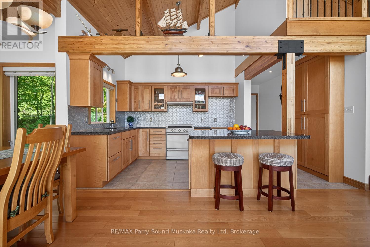 53 SANDY ISLAND - Image 22