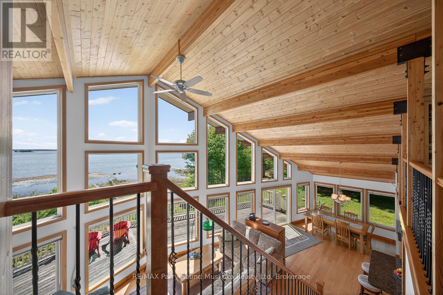 53 SANDY ISLAND - Image 40