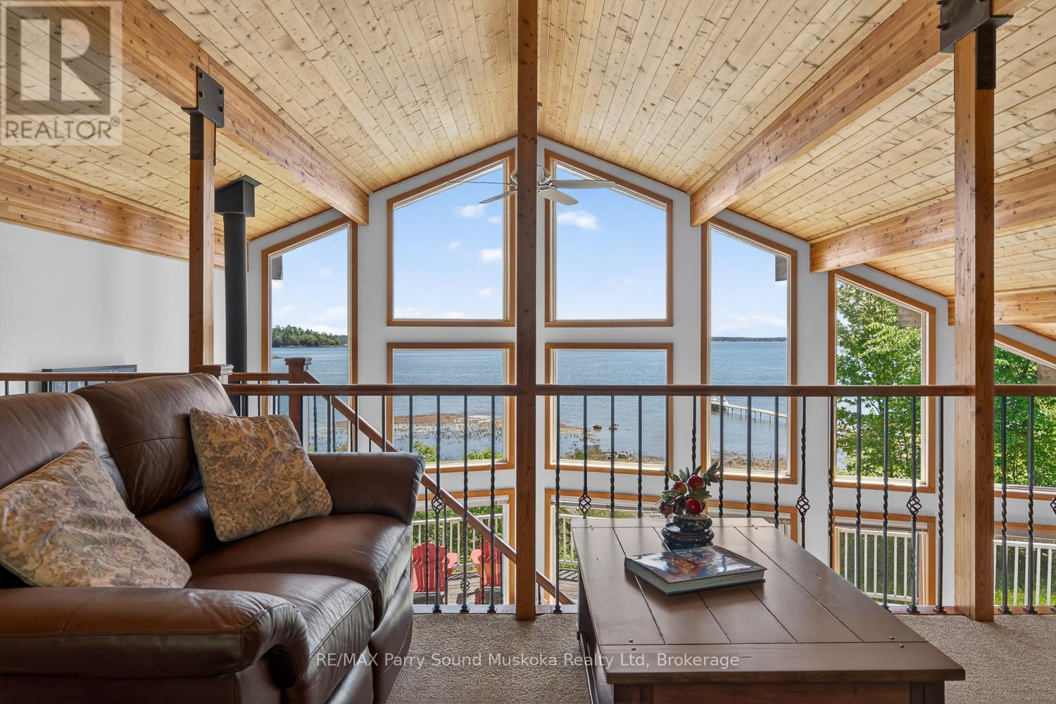53 SANDY ISLAND - Image 44