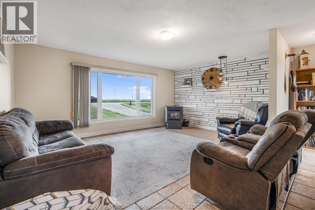 26334 PRINCE ALBERT ROAD - 21