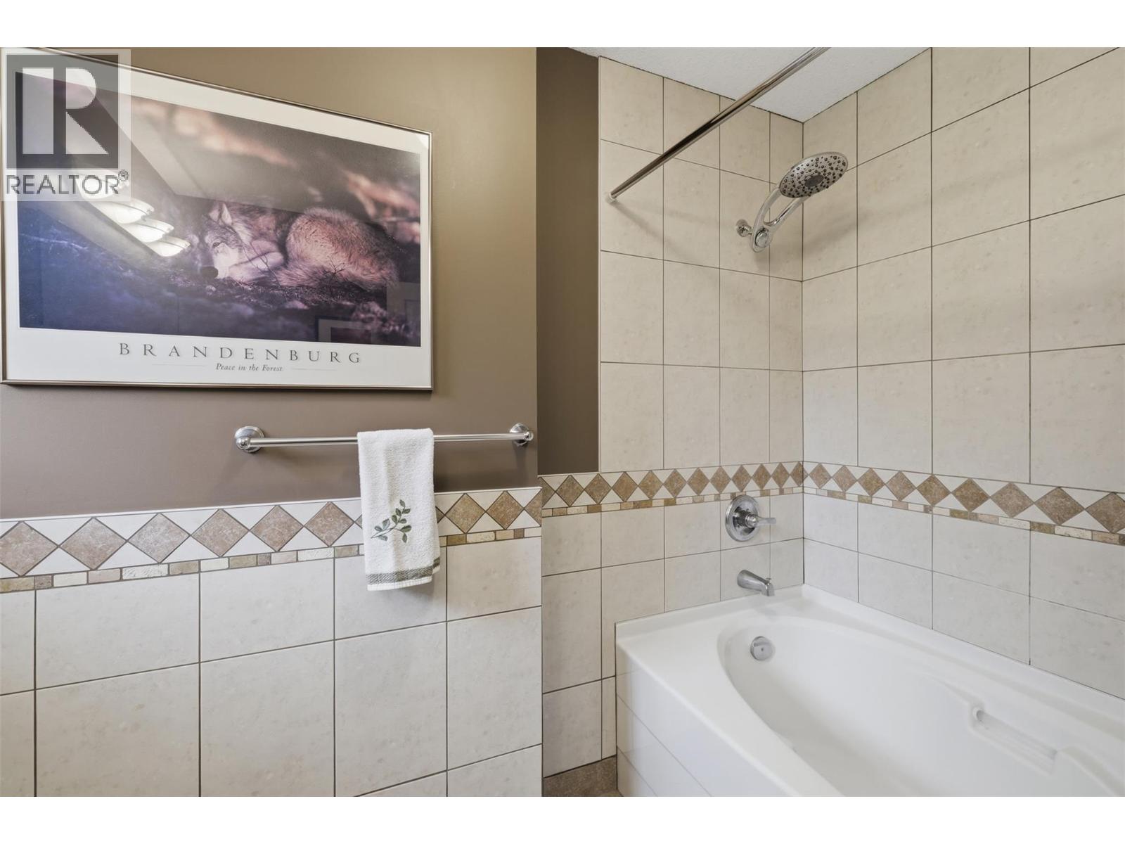 2057 Hampshire Drive - 39