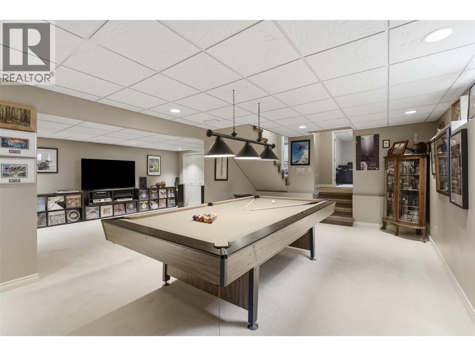 2057 Hampshire Drive - 62