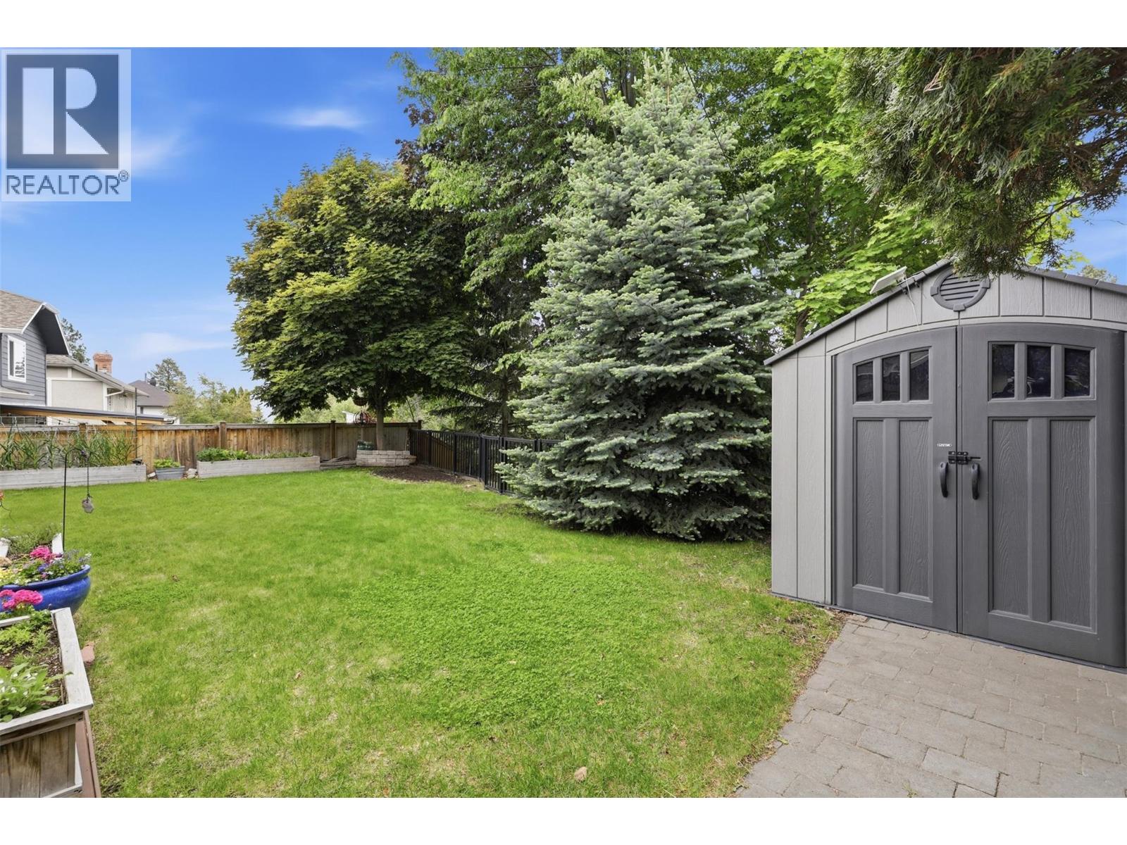 2057 Hampshire Drive - 50