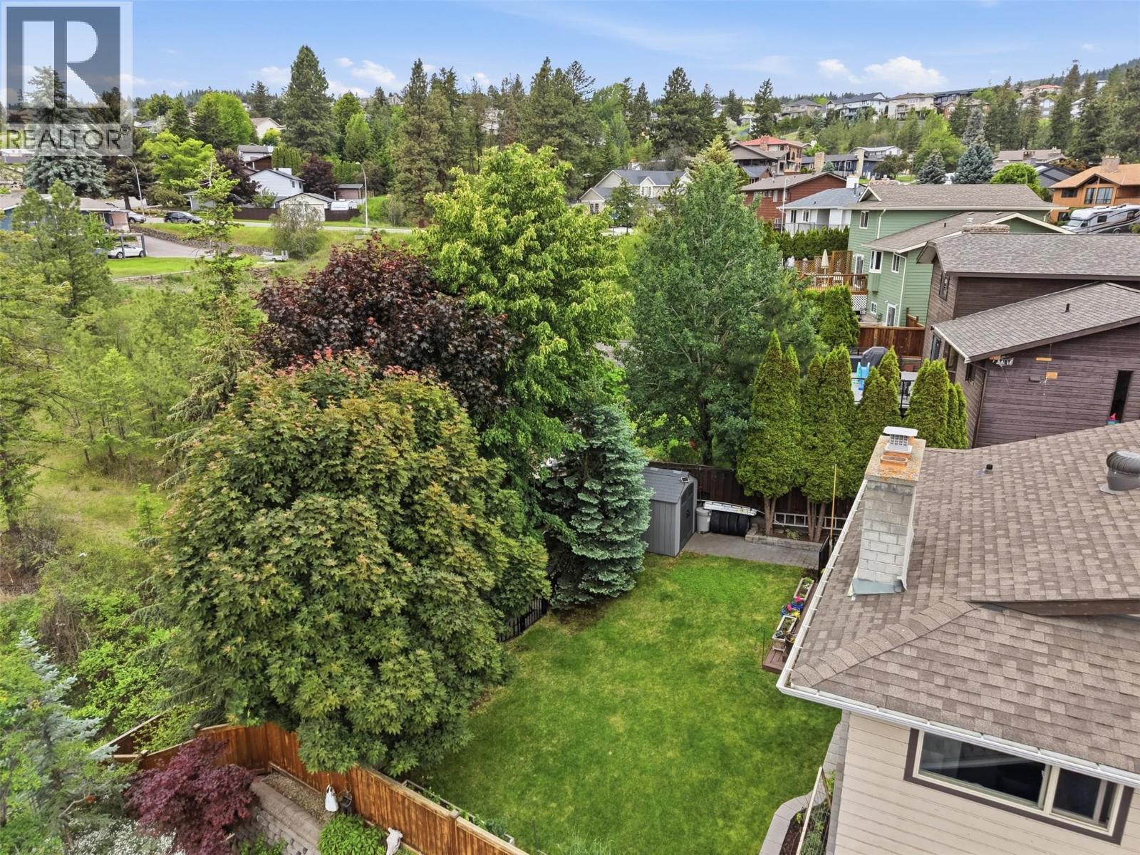 2057 Hampshire Drive - 73