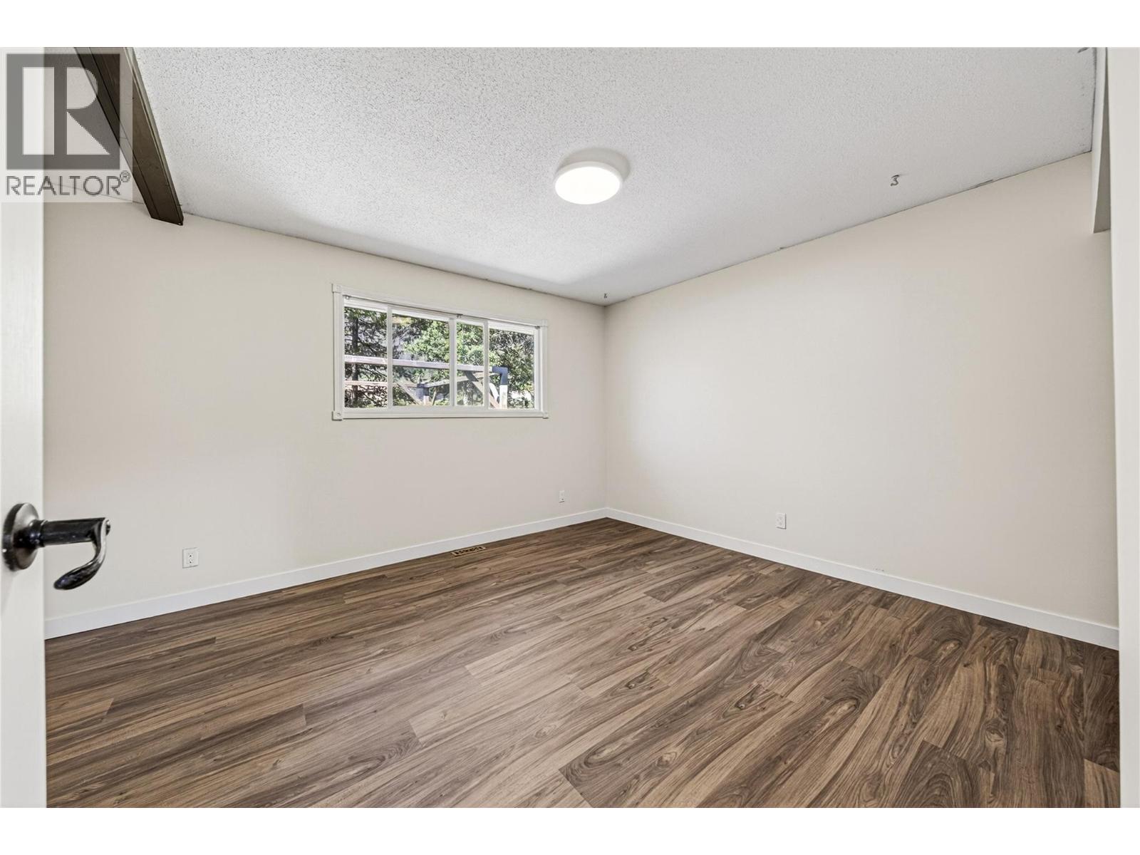 311 Red Cedar Drive - 12