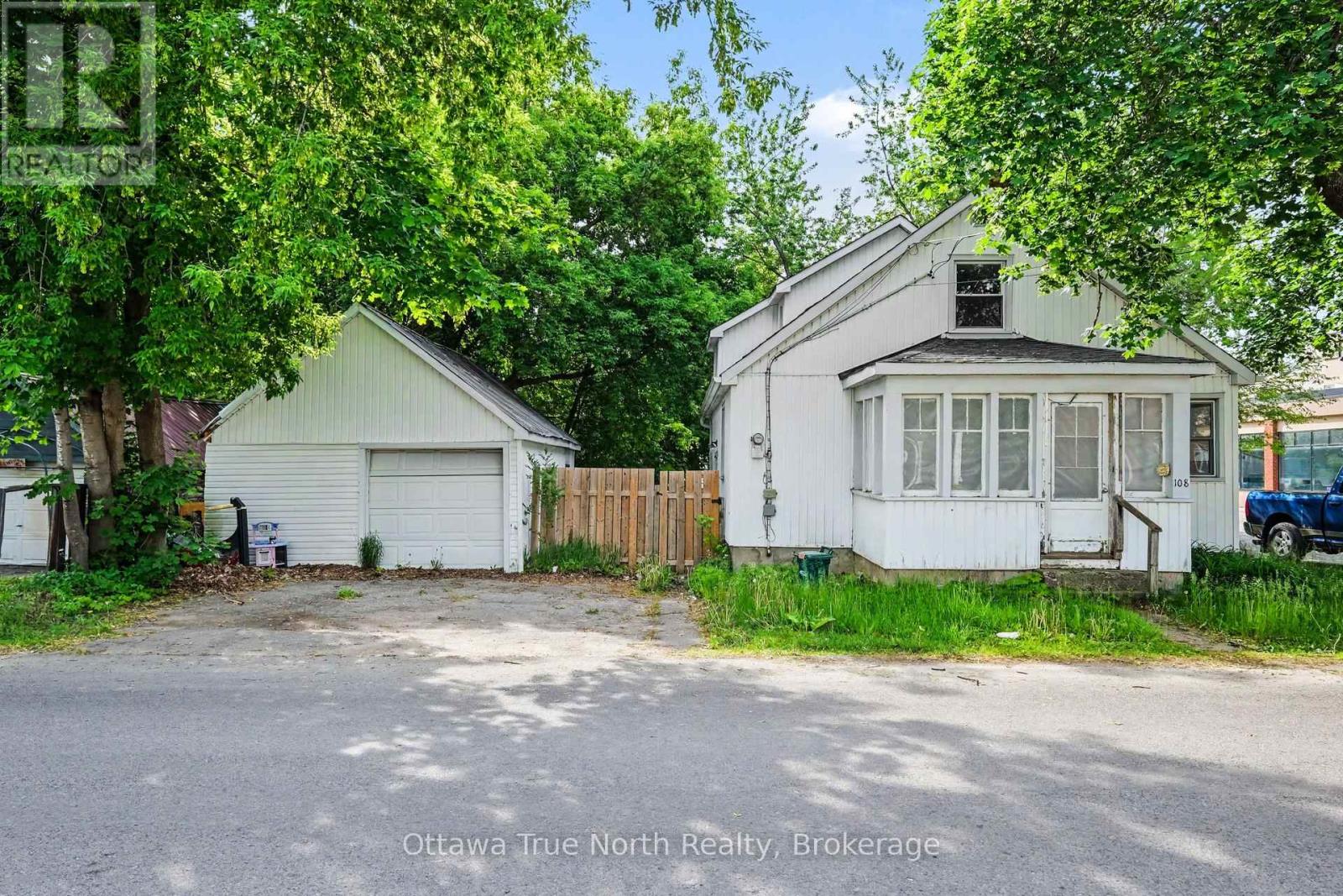 108 MALEY STREET - 2