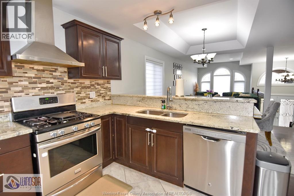 4759 PERIWINKLE CRESCENT - 23