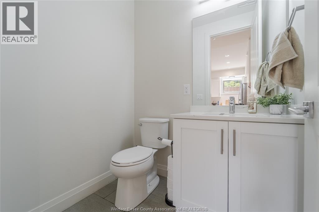 #101 233 Watson AVENUE - 20