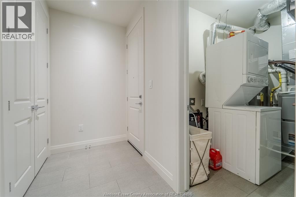 #101 233 Watson AVENUE - 24