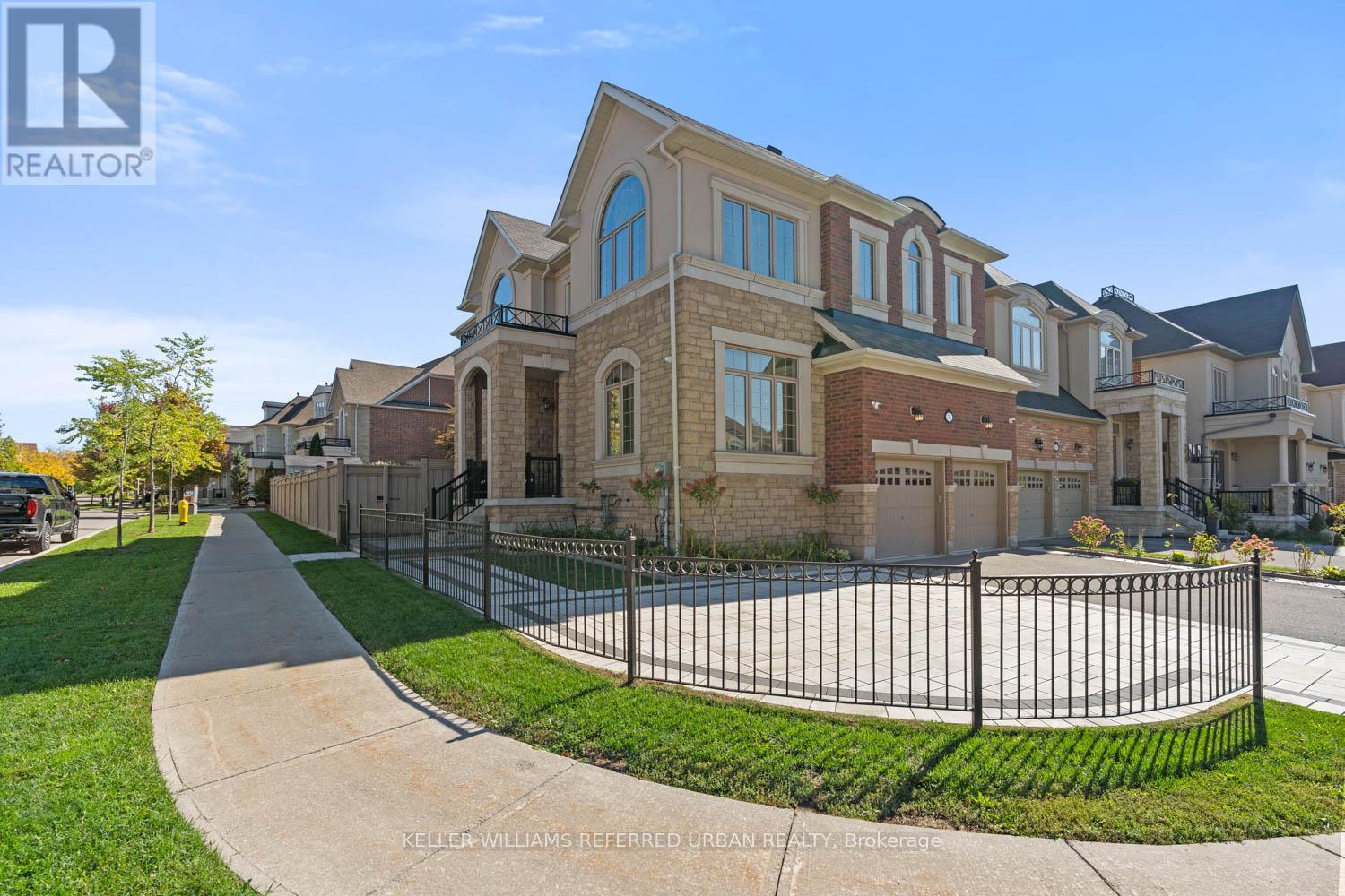 79 CHAIWOOD COURT - 12