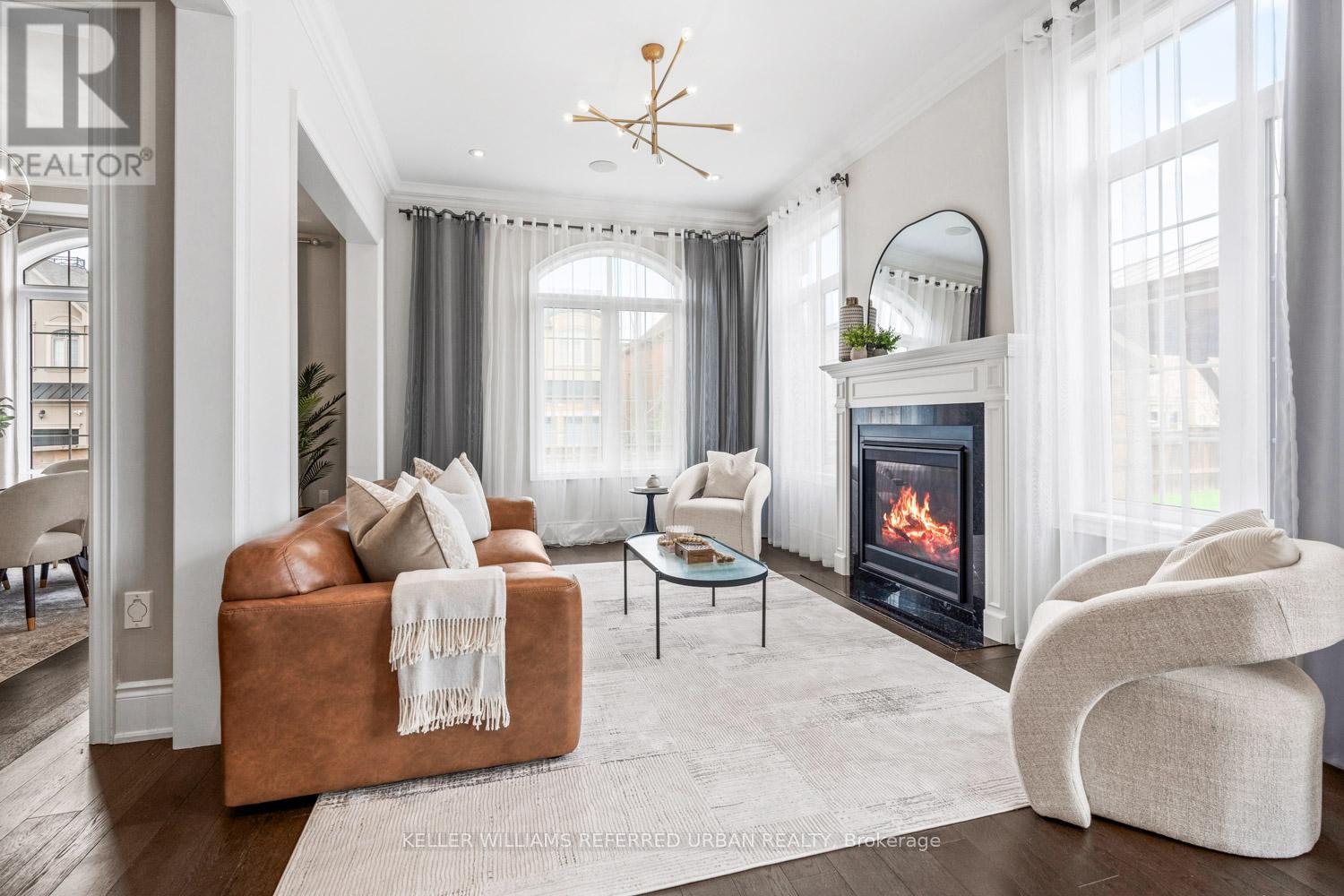 79 CHAIWOOD COURT - 19