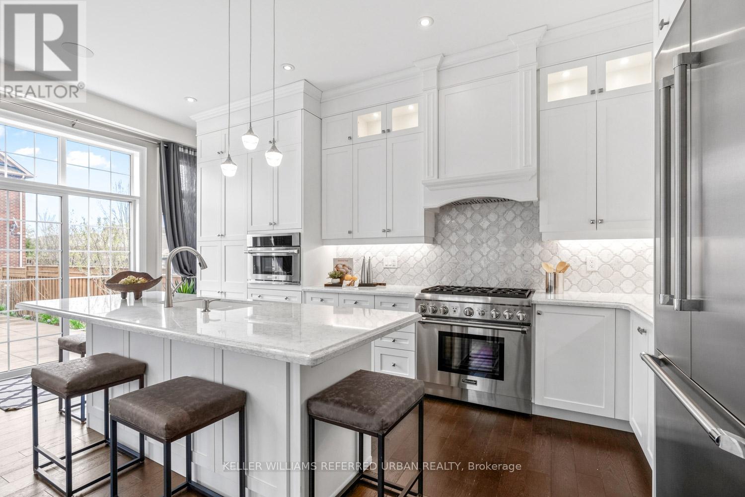 79 CHAIWOOD COURT - 23