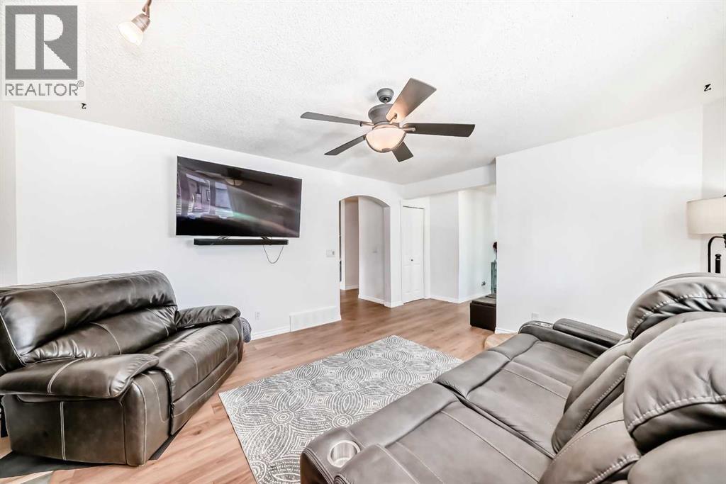 21 Mckinnon Street NW — photo 16