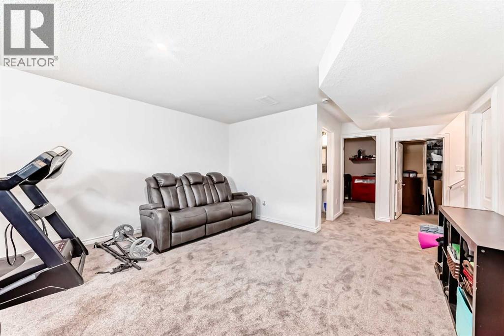 21 Mckinnon Street NW — photo 33