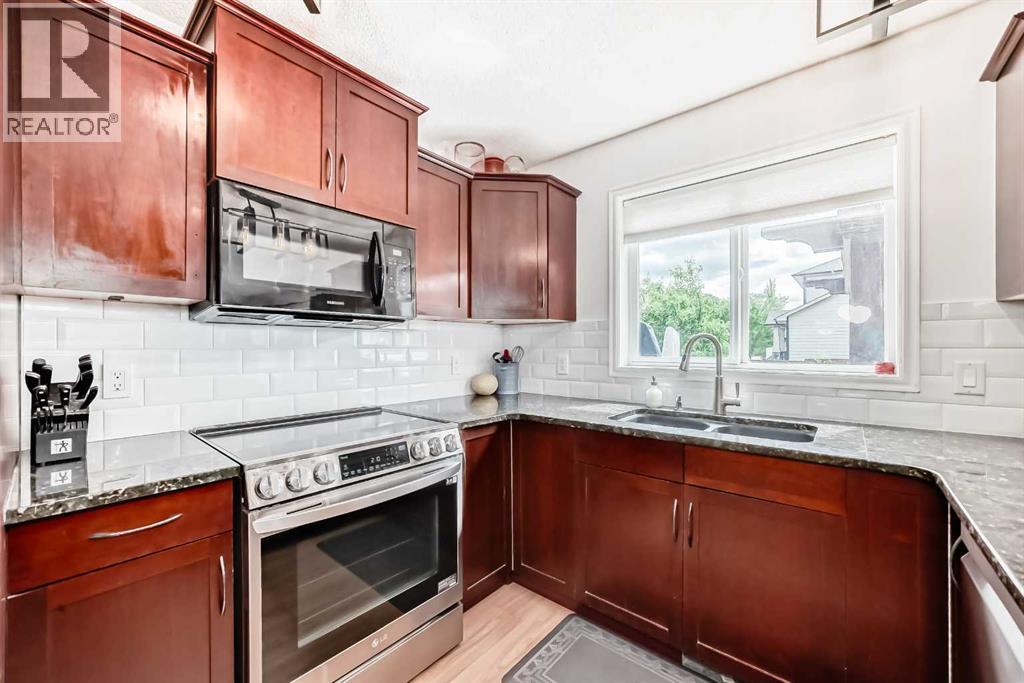 21 Mckinnon Street NW — photo 6