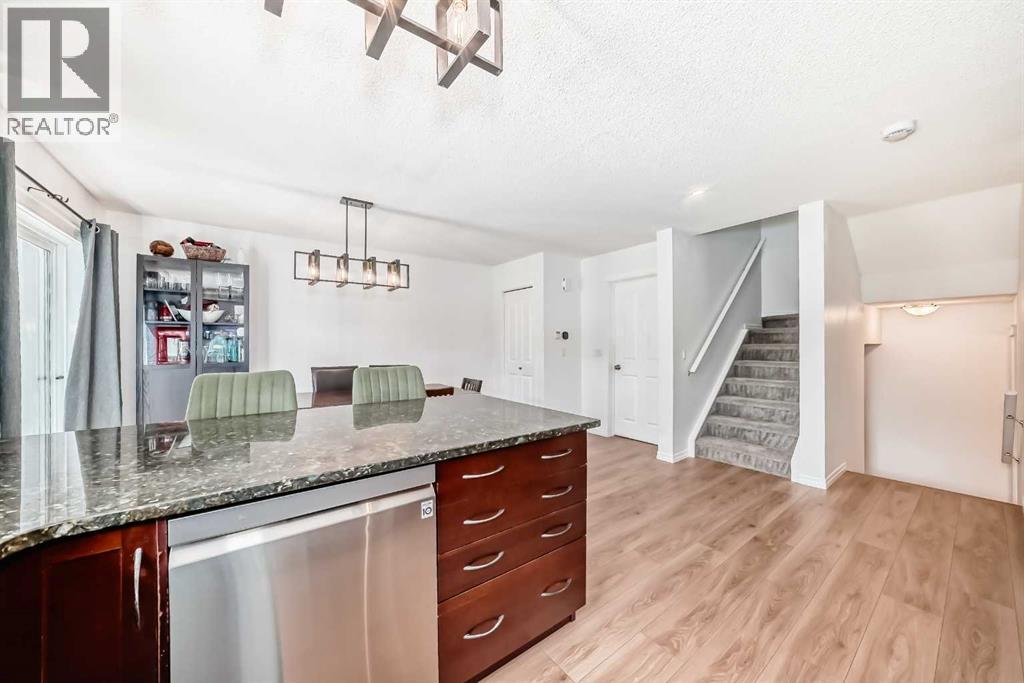 21 Mckinnon Street NW — photo 9