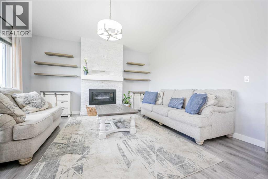 9086 81 Avenue - 10