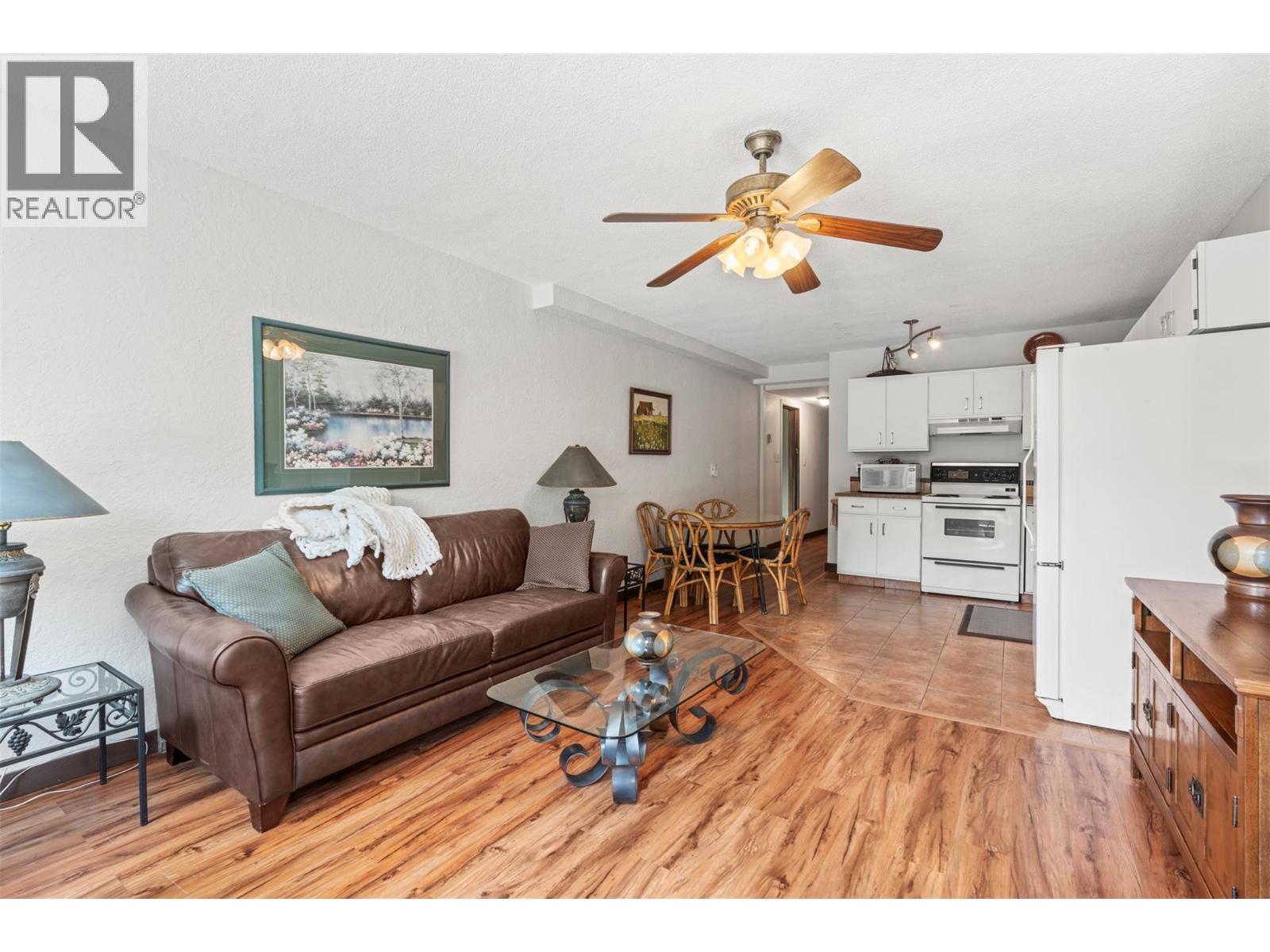 9015 Russet Drive - 35