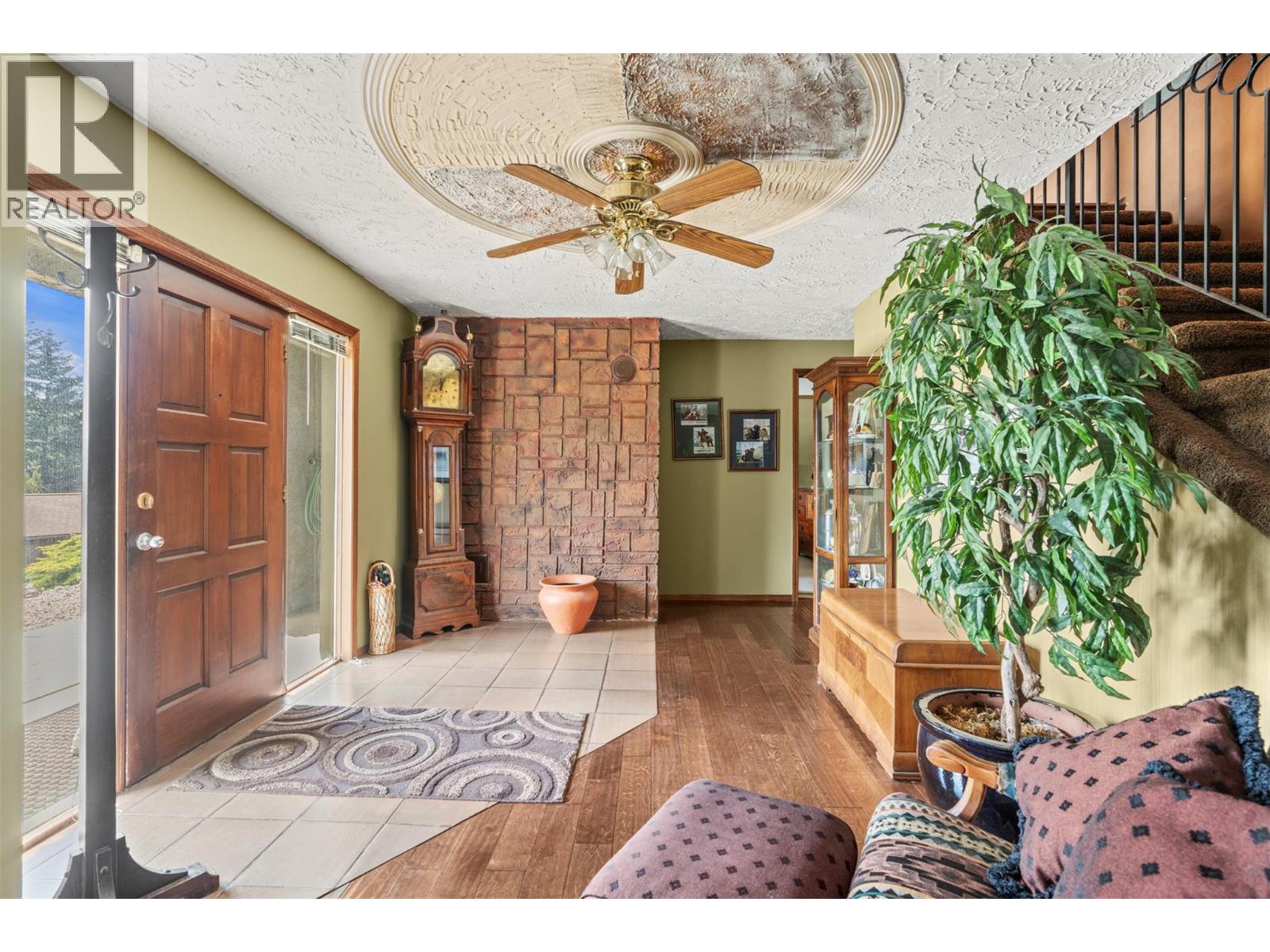9015 Russet Drive - 4
