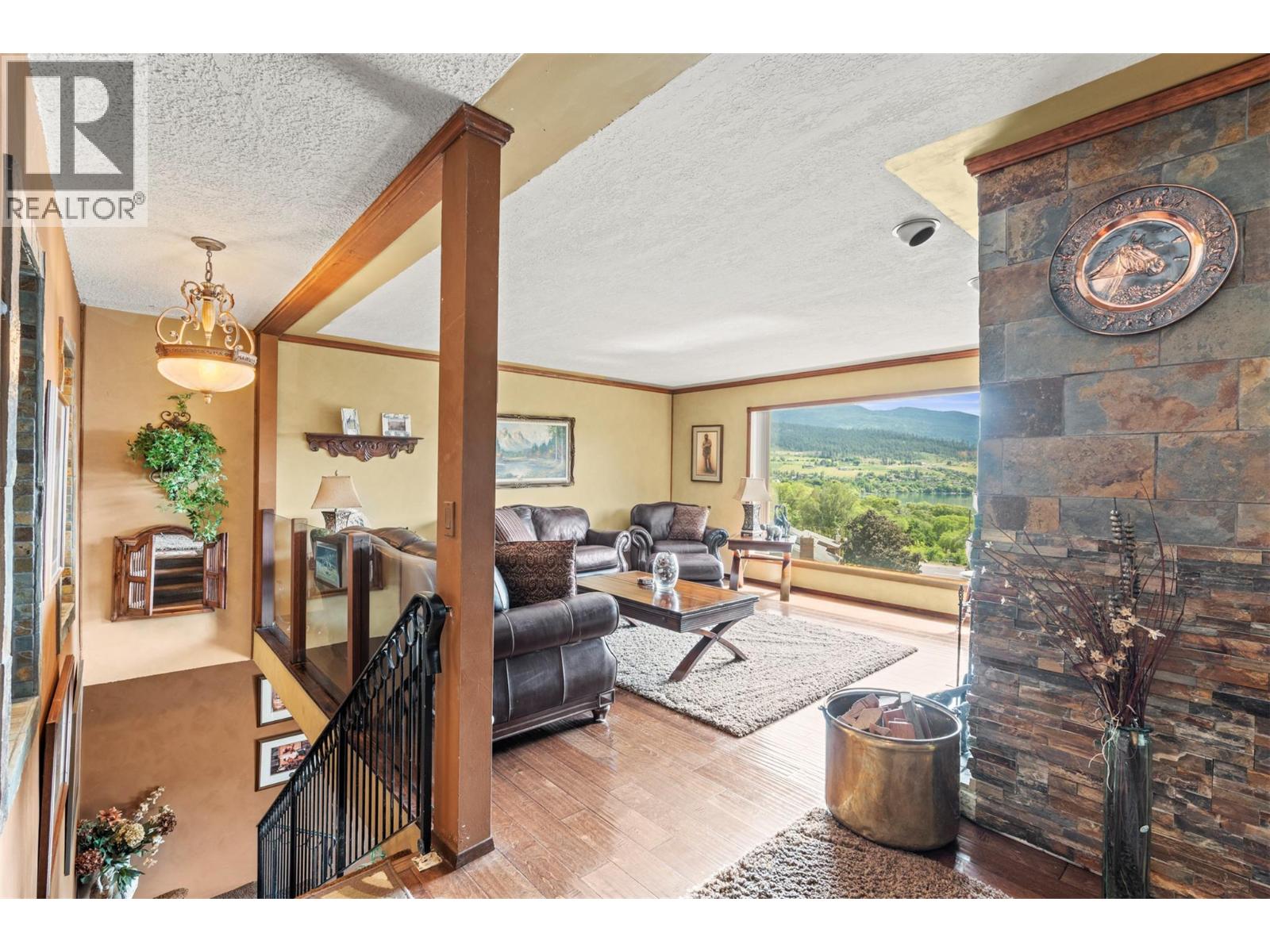 9015 Russet Drive - 6