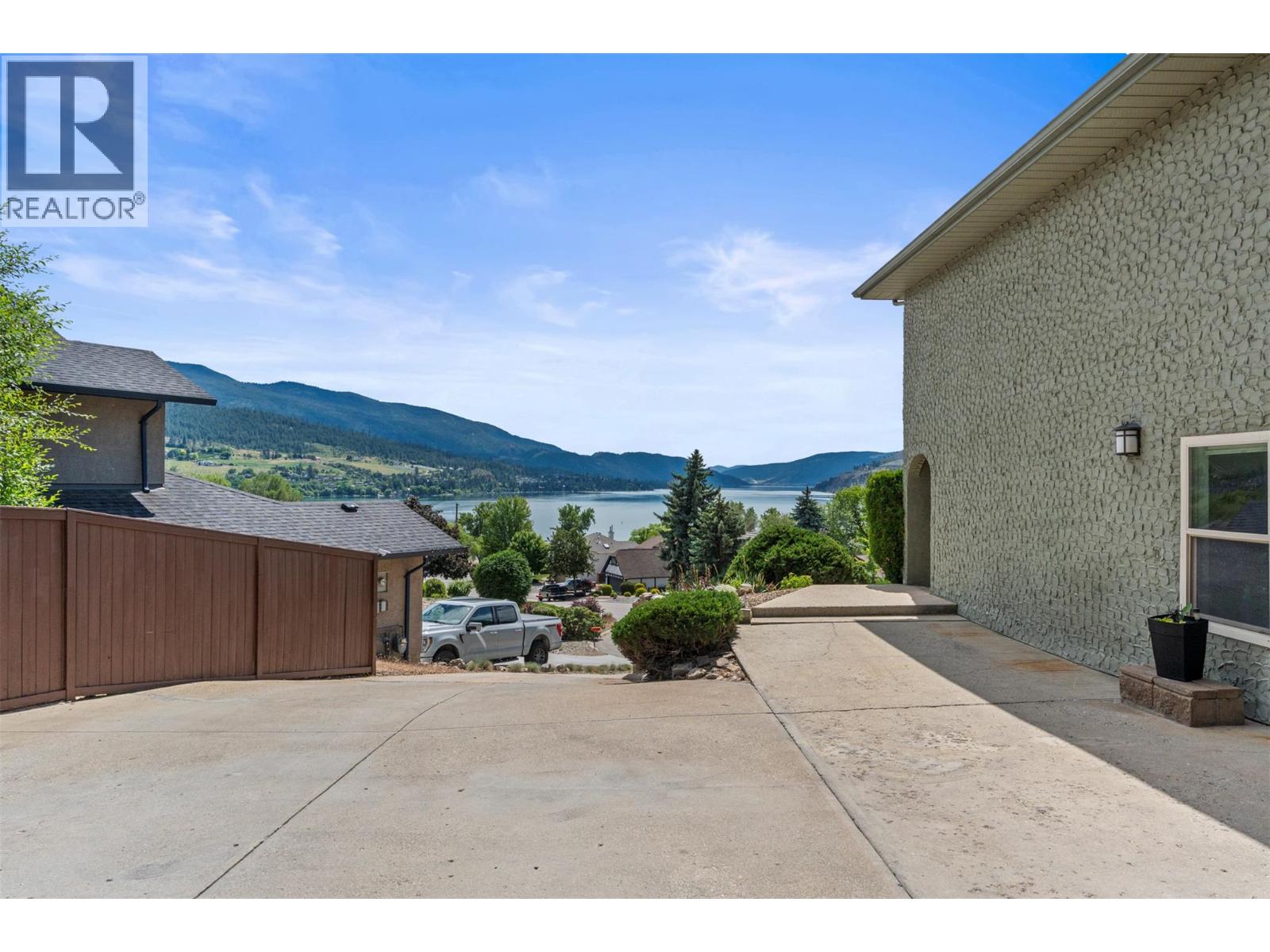 9015 Russet Drive - 66