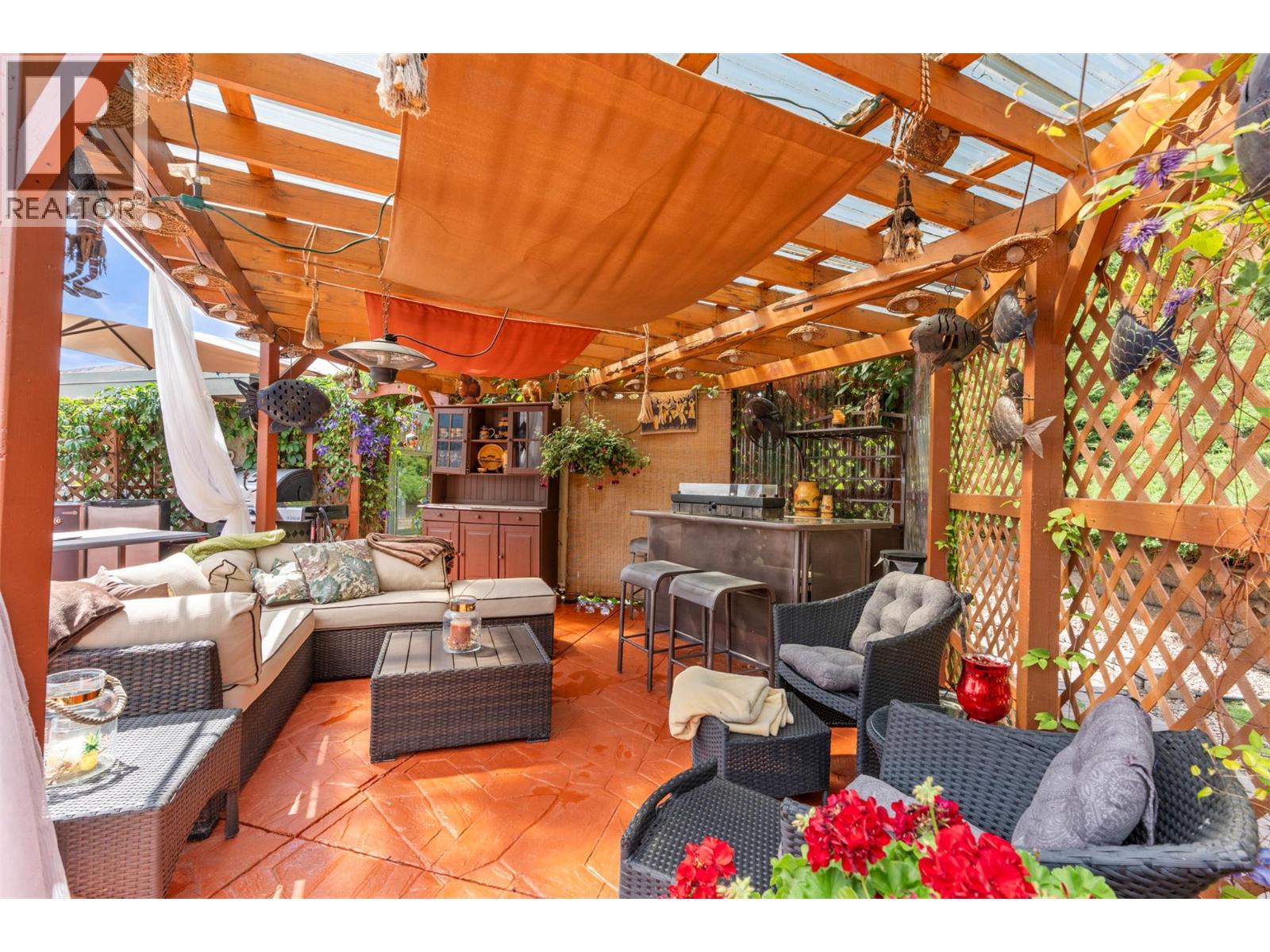 9015 Russet Drive - 85